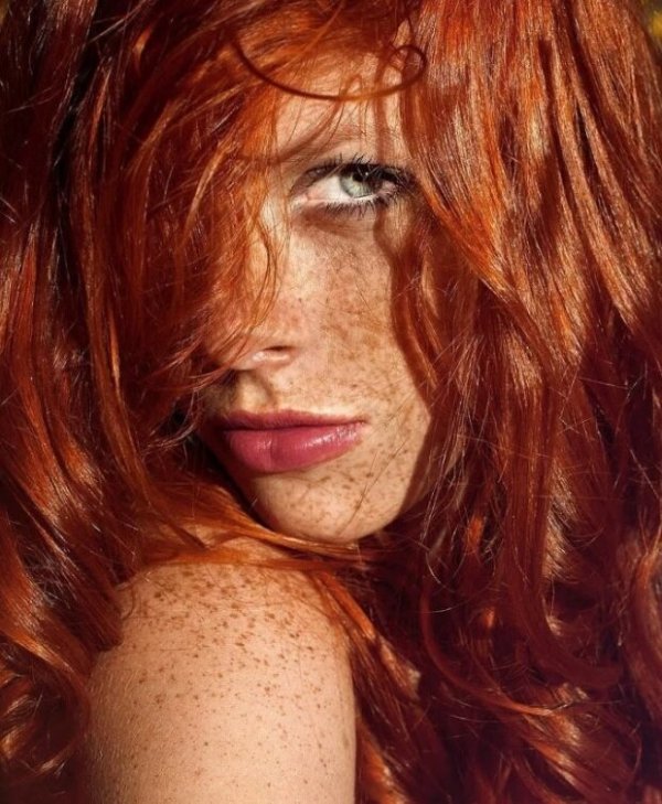Redhead Girls (25 pics)