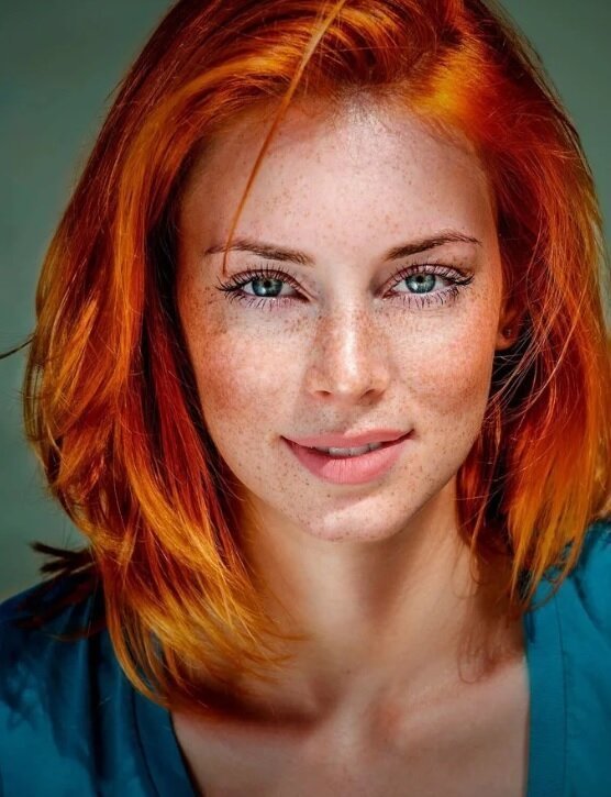 Redhead Girls (25 pics)