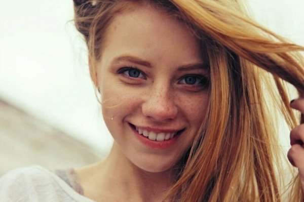 Redhead Girls (25 pics)