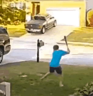 Acid GIFs, August 22 (25 gifs) Acid GIFs, August 22 (25 gifs)