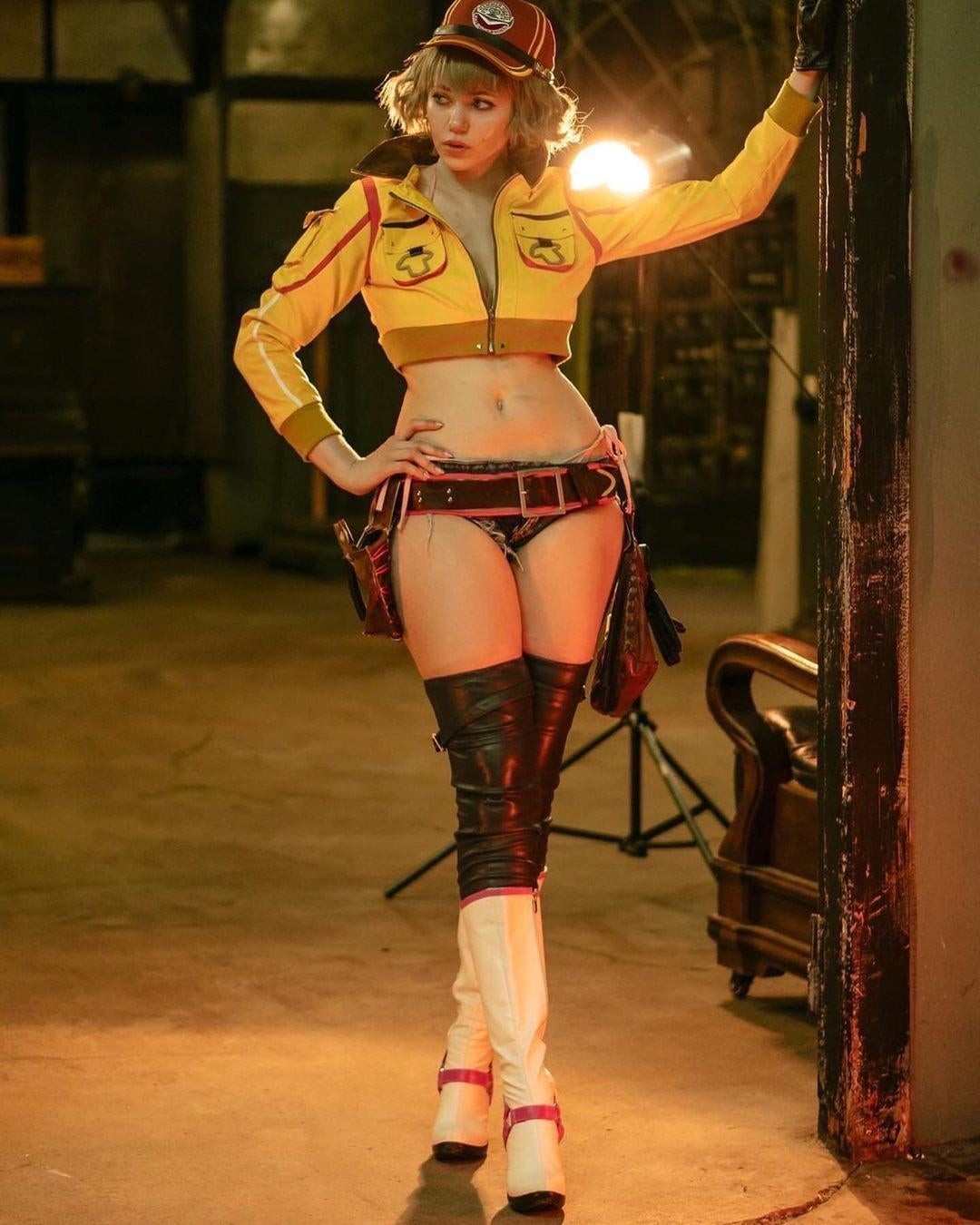 Cosplay Girls (24 pics)