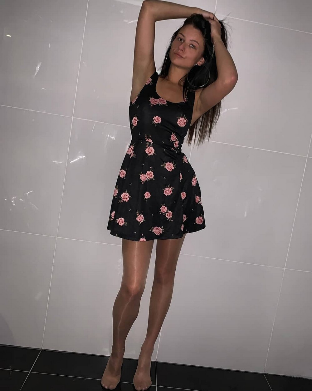 Girls In Sundresses (25 pics)