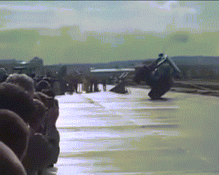 Acid GIFs, August 28 (25 gifs) Acid GIFs, August 28 (25 gifs)