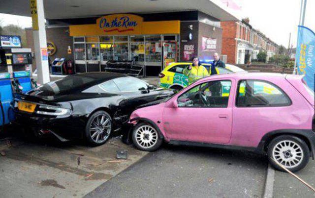 Bad Days Happen (24 pics)