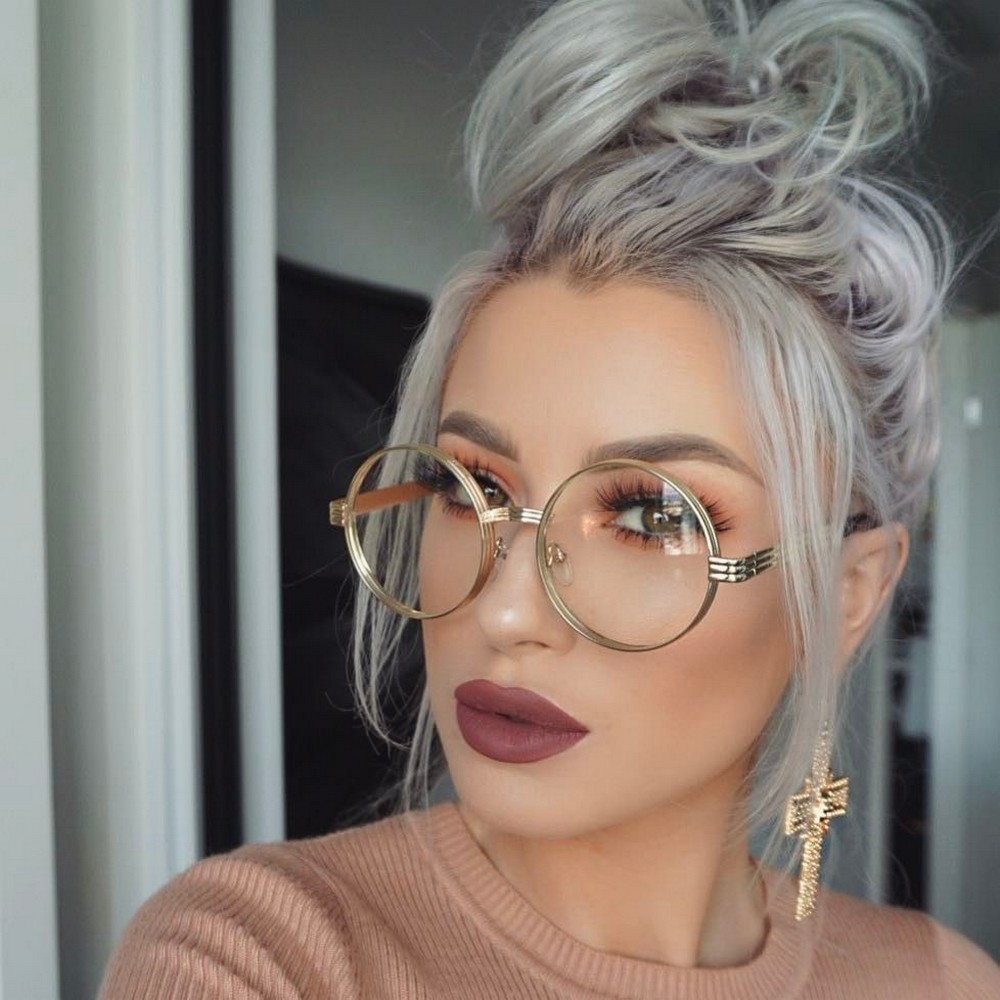 Girls In Glasses (25 pics)