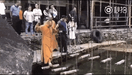 Acid GIFs, September 1 (25 gifs) Acid GIFs, September 1 (25 gifs)