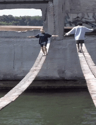 Acid GIFs, September 2 (25 gifs) Acid GIFs, September 2 (25 gifs)