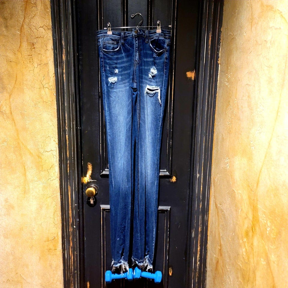The Problems Of Tall People (16 pics)