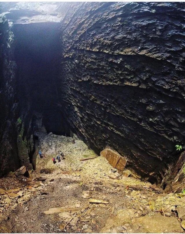 Giant Things (19 pics)