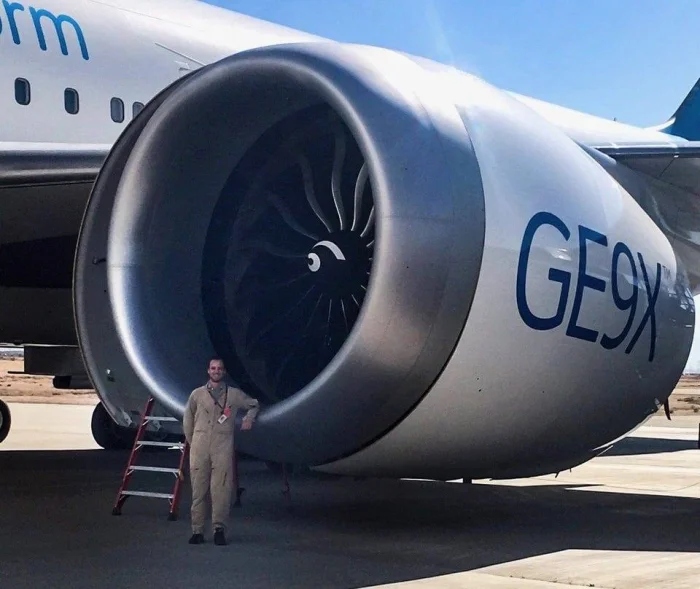 Giant Things (19 pics)
