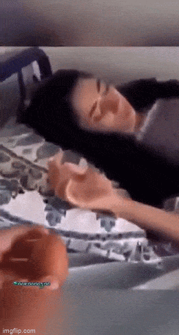Acid GIFs, September 8 (25 gifs) Acid GIFs, September 8 (25 gifs)