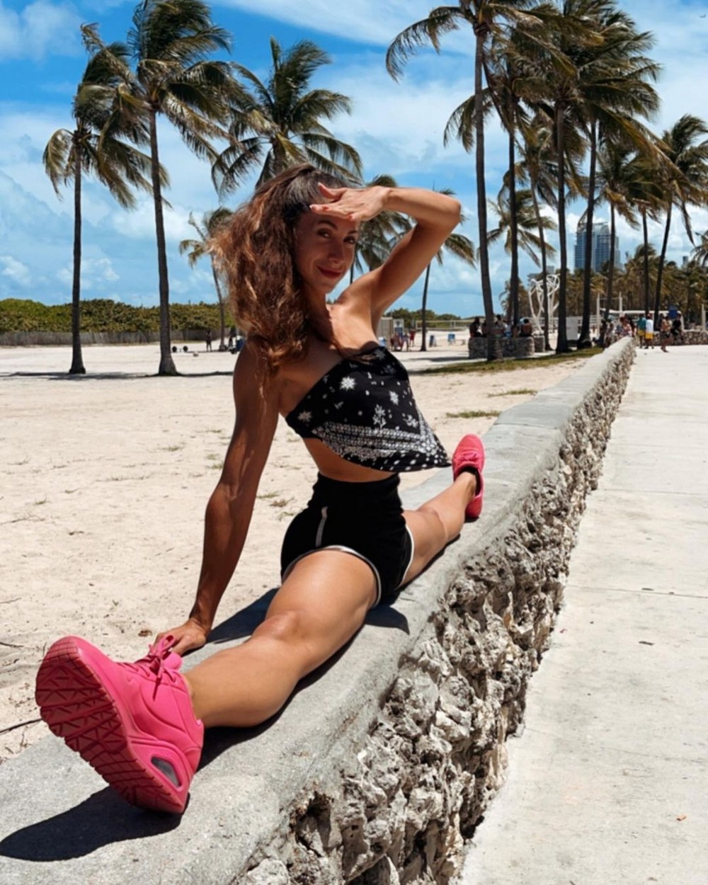Sporty Girls (22 pics)