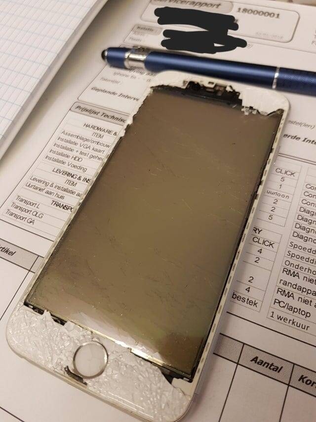 Fails With Gadgets (17 pics)