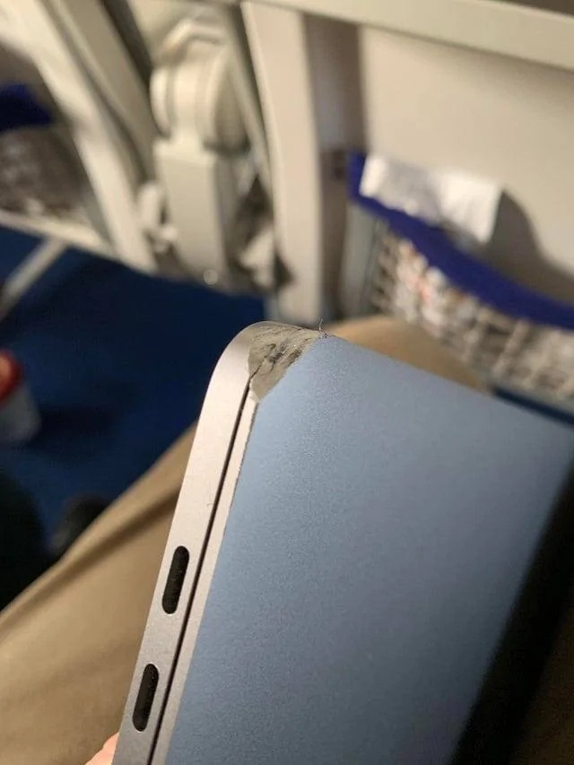 Fails With Gadgets (17 pics)