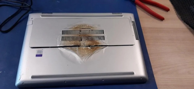 Fails With Gadgets (17 pics)