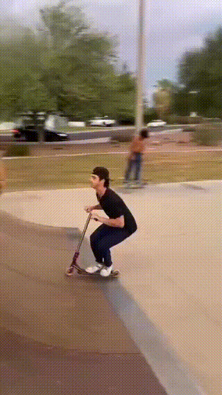 Acid GIFs, September 10 (25 gifs) Acid GIFs, September 10 (25 gifs)