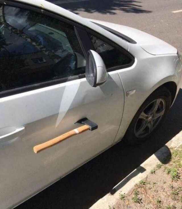 What Is Going On Here? (27 pics)