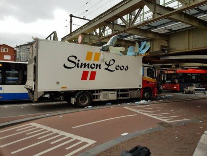Bad Days Happen (21 pics)