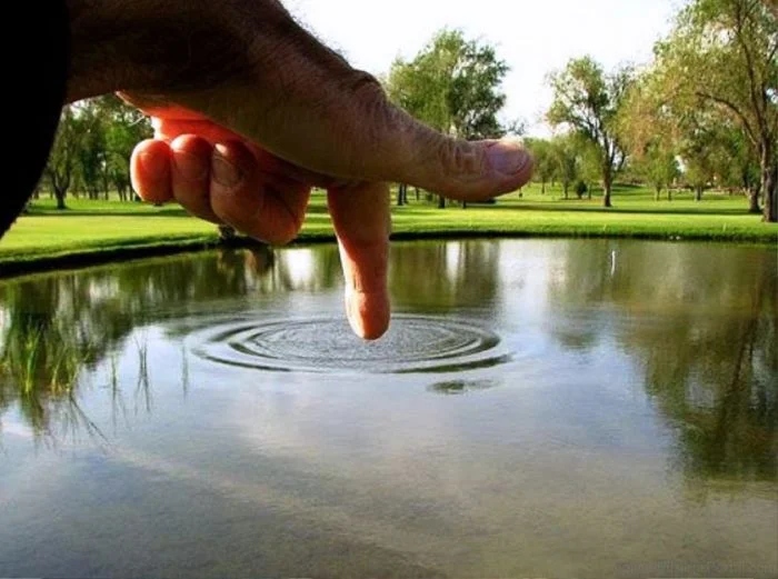 Optical Illusions (23 pics)