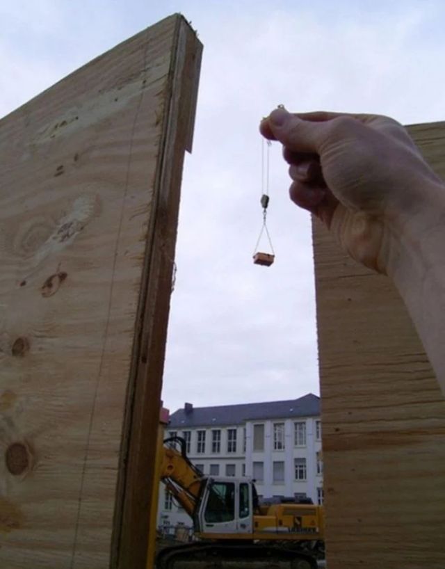 Optical Illusions (23 pics)