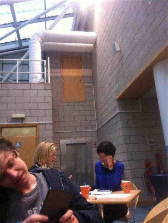 Useless Constructions (15 pics)