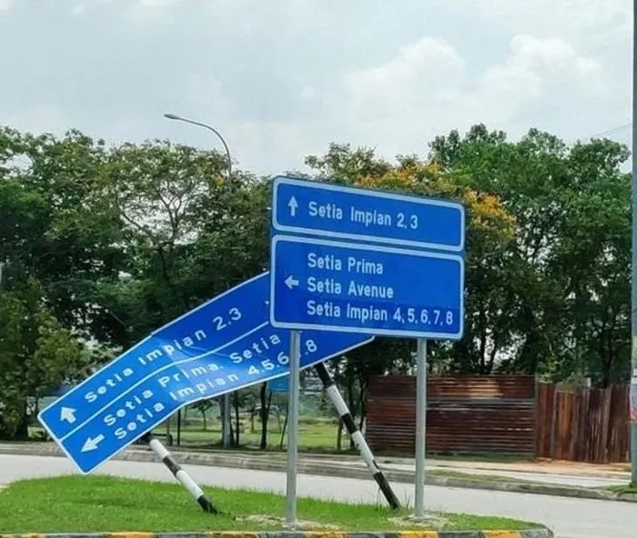 Failed Constructions (19 pics)