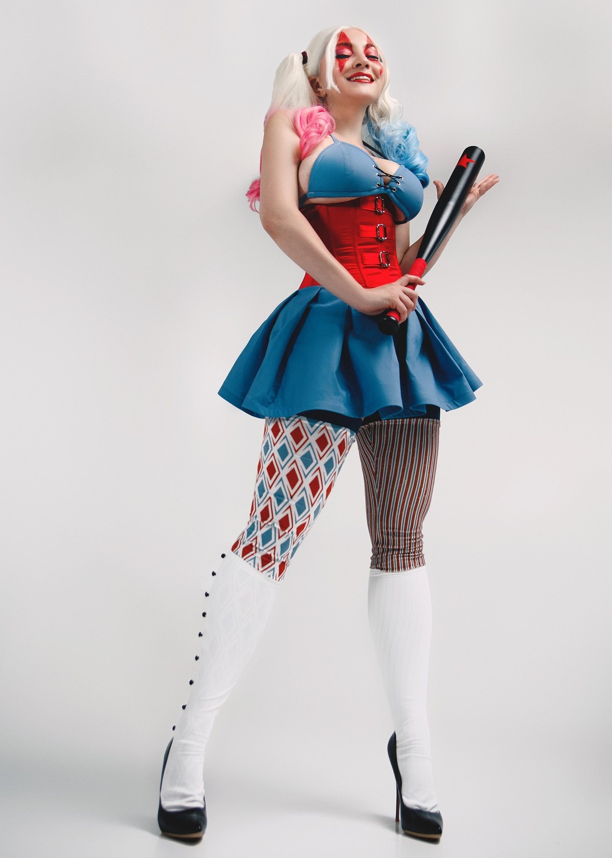 Cosplay Girls (21 pics)