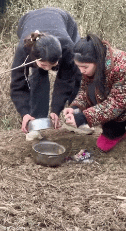 Acid GIFs, September 16 (25 gifs) Acid GIFs, September 16 (25 gifs)