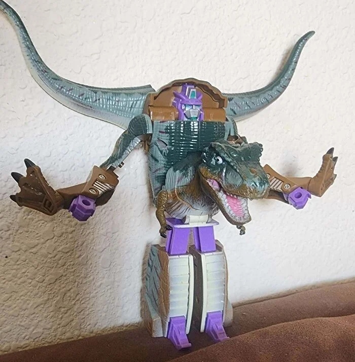 Strange Toys (23 pics)
