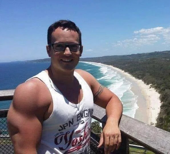 Excessive Photoshop (12 pics)