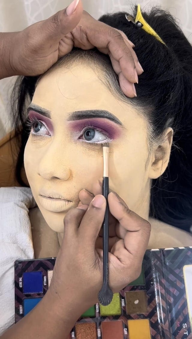 Failed Makeup (15 pics)