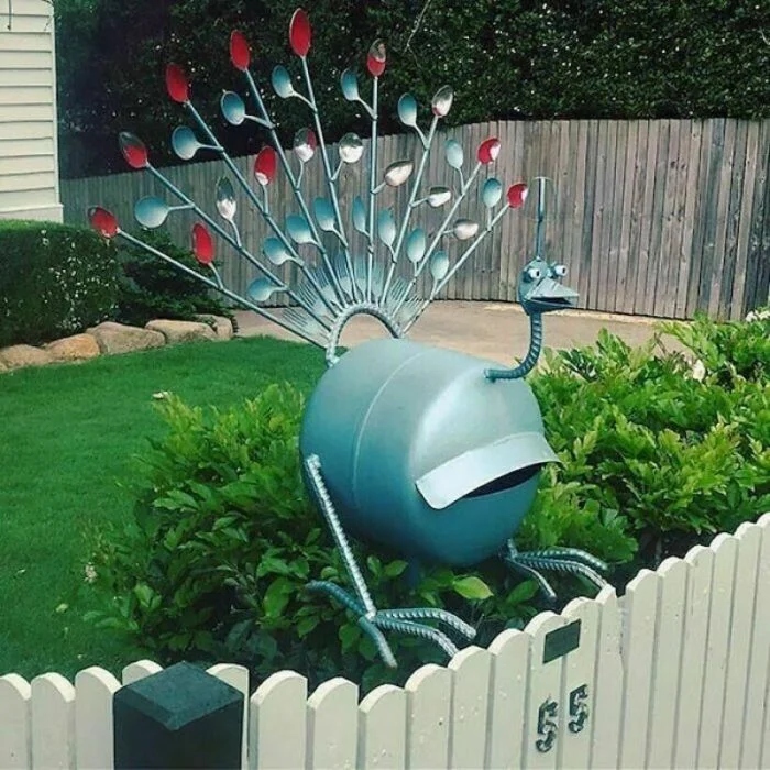 Unusual Mailboxes (23 pics)
