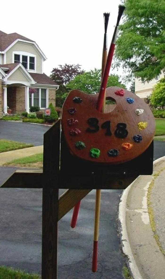 Unusual Mailboxes (23 pics)