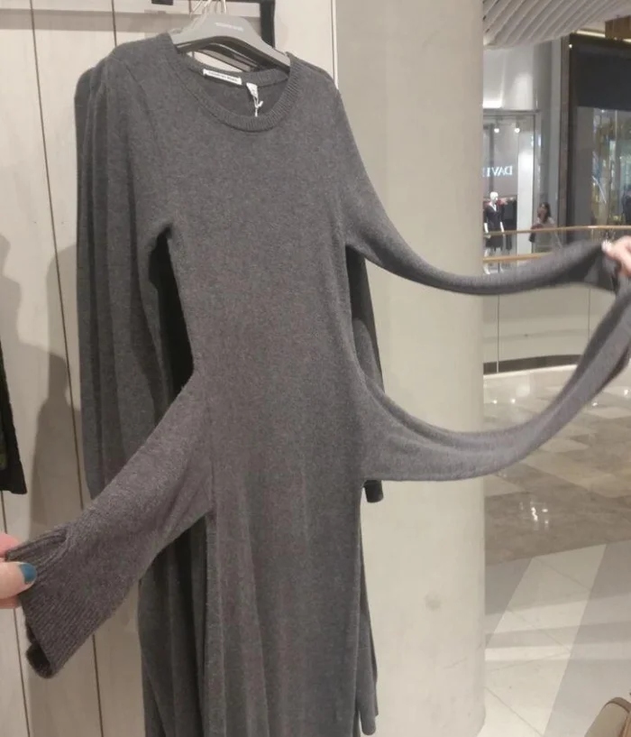 What Is Going On Here? (16 pics)