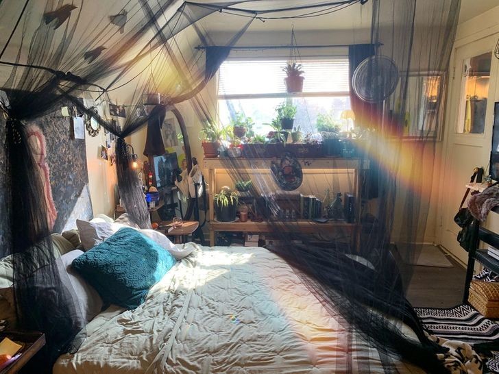 Strange Interior Design (21 pics)