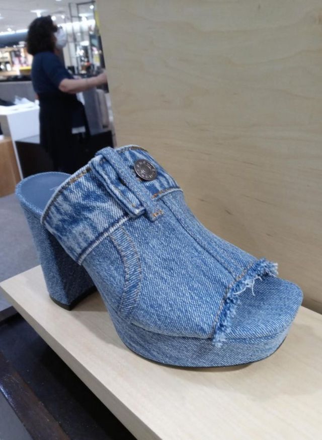 Weird Designs (17 pics)
