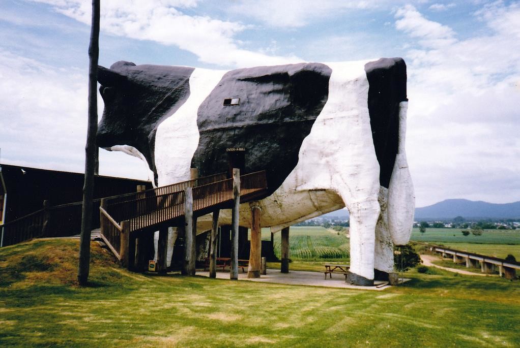 Strange Buildings (19 pics)