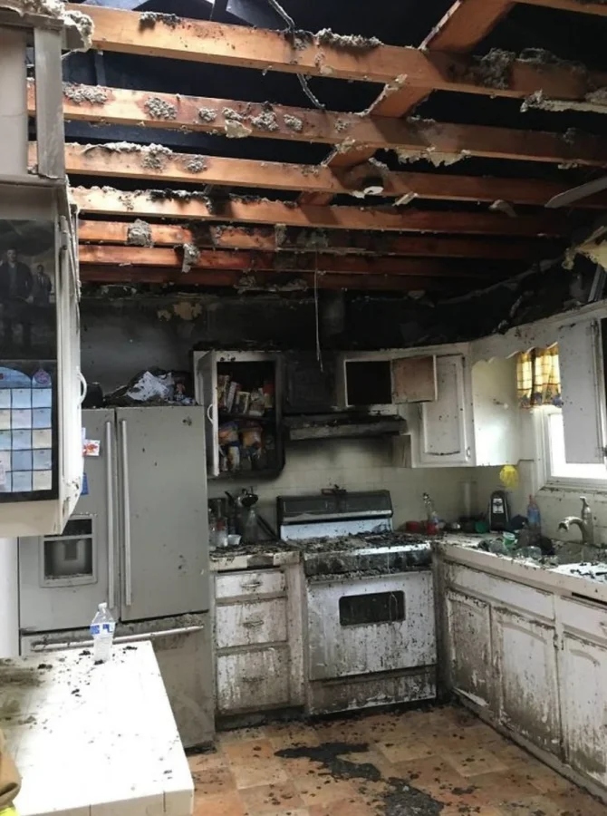 Bad Days Happen (19 pics)