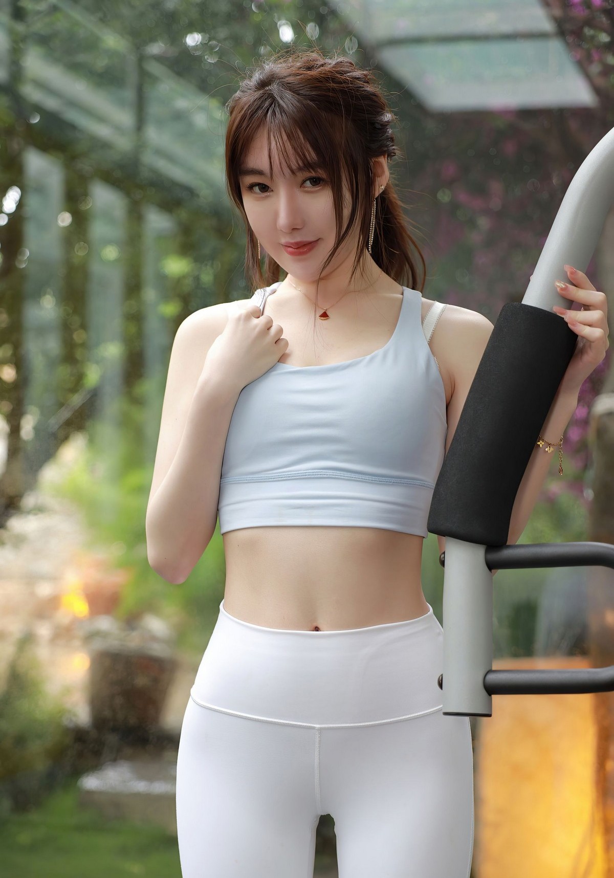 Asian Girls (23 pics)