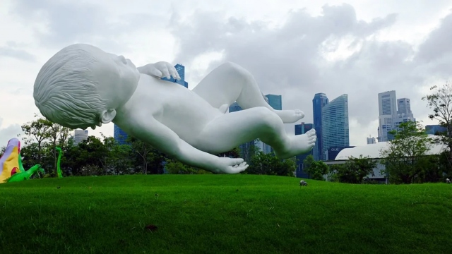 Strange Statues (15 pics)