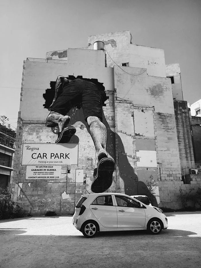 Unexpected Coincidences (16 pics)