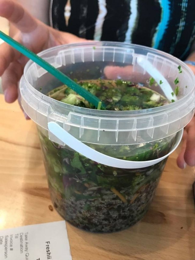 Weird Food Serving (22 pics)