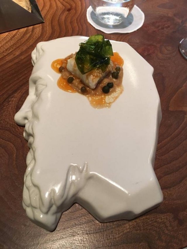 Weird Food Serving (22 pics)