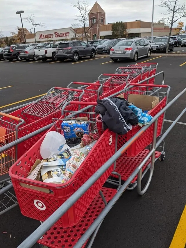 Annoying Situations (14 pics)