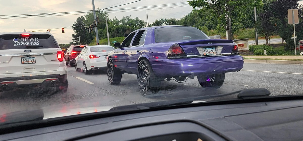 Crazy Cars (23 pics)