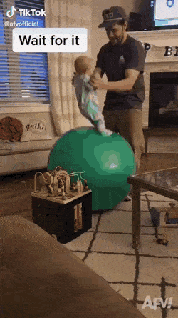 Acid GIFs, October 3 (25 gifs) Acid GIFs, October 3 (25 gifs)