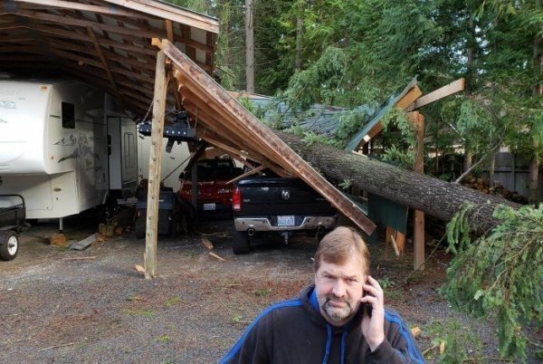 Unfortunate Situations (15 pics)