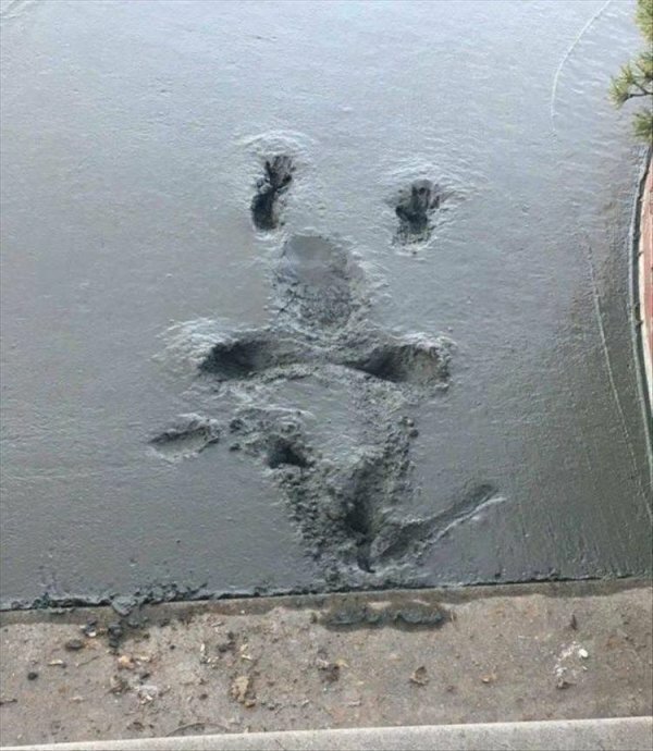 Unfortunate Situations (15 pics)