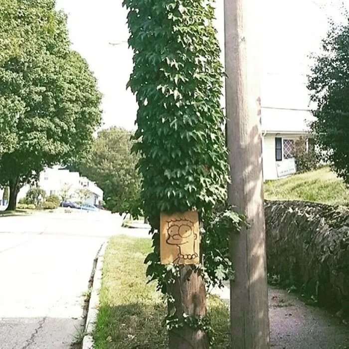 Strange Finds In The Gardens (25 pics)