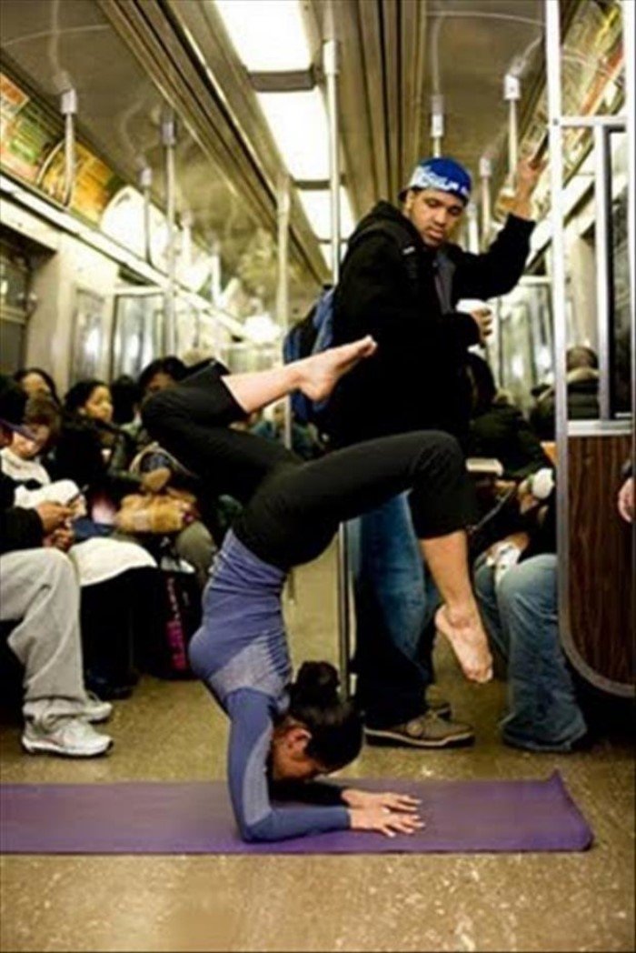 Strange People On Public Transport (19 pics)